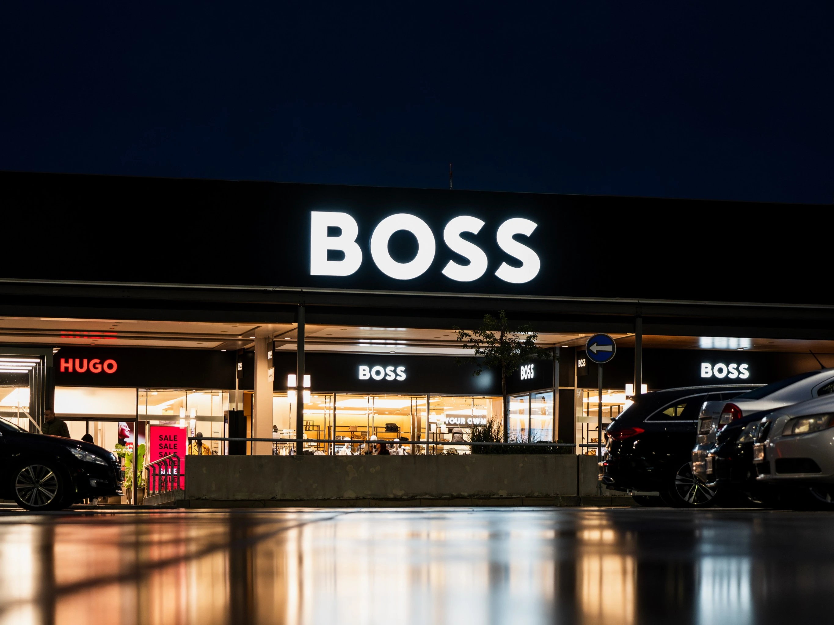 Světelné 3D logo BOSS - 2.jpg